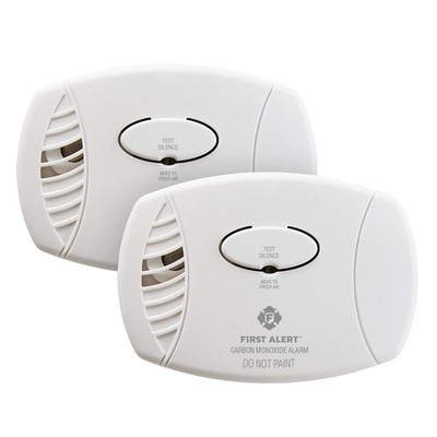 First Alert CO400 Carbon Monoxide Detector Battery Operated 2 Count Pack