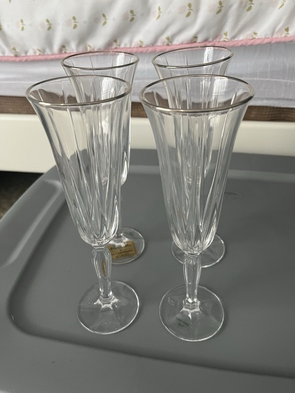 Noritake Vendome Platinum Flute Crystal Glasses Set Of 4