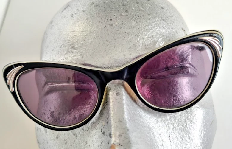 American Optical Cat Eye Frame Glasses Black & White Striped Vtg 50's Retro - Image 2 of 4