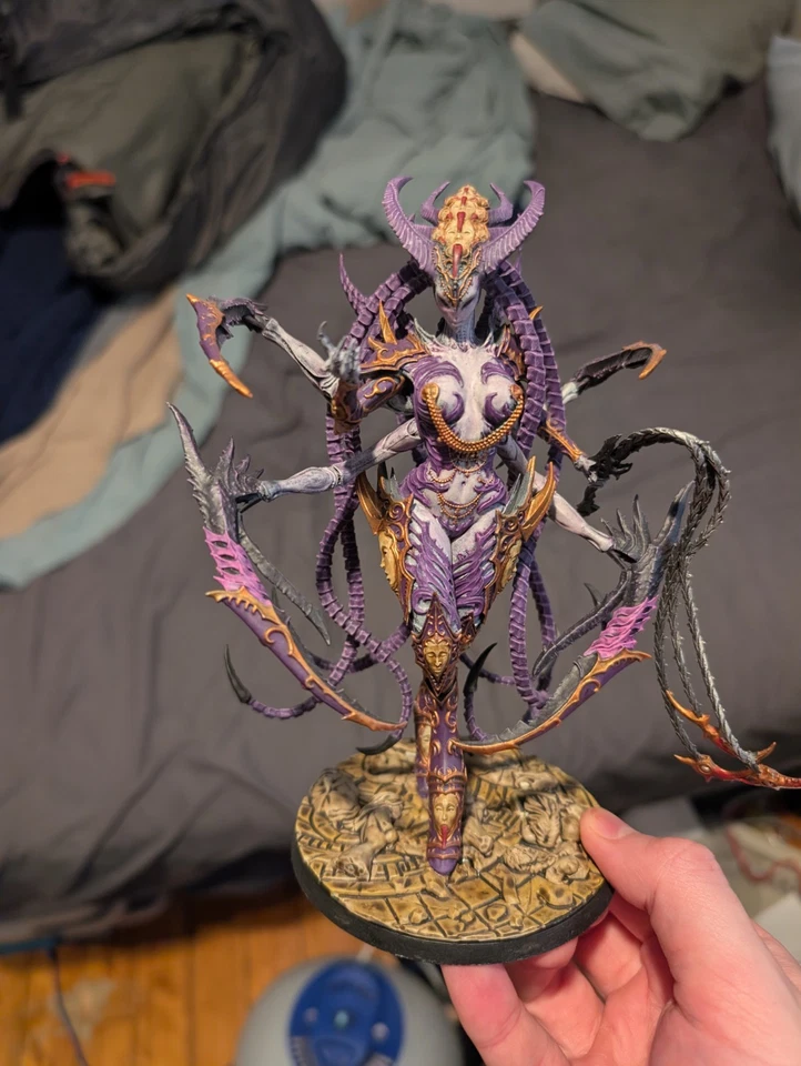 Queen Of Esticy Creature Caster Foto 2 de 2