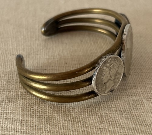 VTG Native American Navajo ? Brass Cuff US Coins Bracelet 1935 Quarter 1939 Dime - Picture 3 of 16