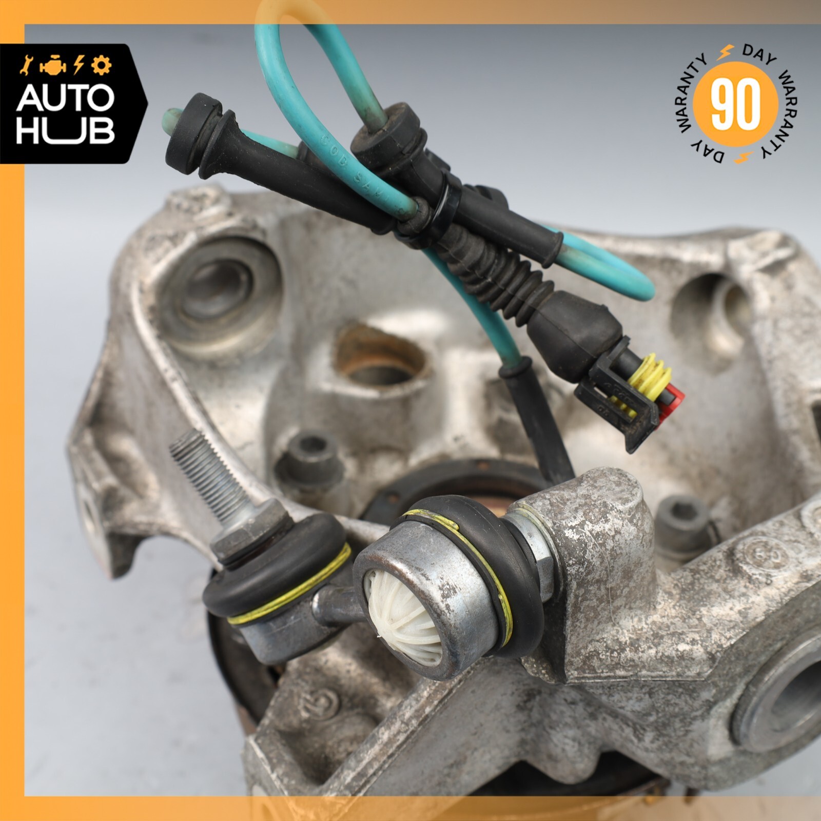 06-10 Maserati GranTurismo M145 Rear Right Side Spindle Knuckle Hub OEM