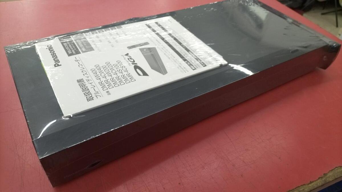 Panasonic DMR-4CS100 Blu-ray Recorder 1TB Good Condition Panasonic DMR-4CS100 Blu-ray Recorder 1TB Good Condition