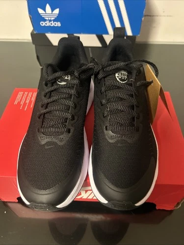 Nike Air Max Nuaxis Women's Size 9