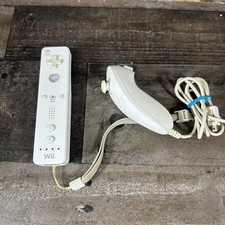 Nintendo Wii Motion Remote and Nunchuck Combo White Controllers RVL-003