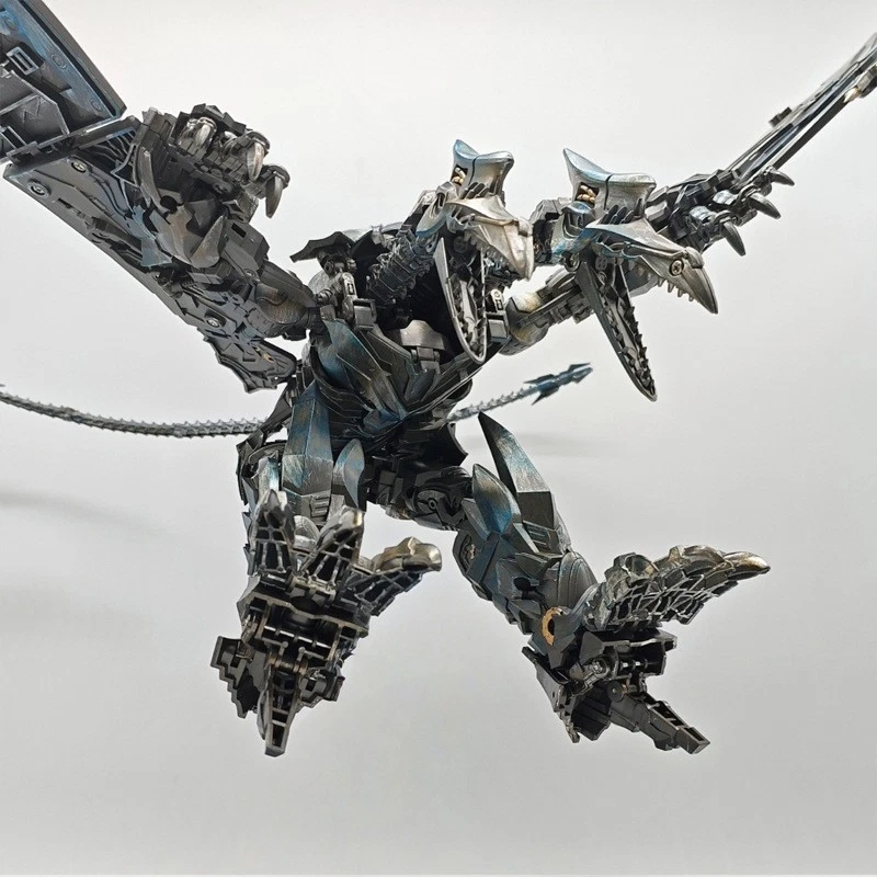 Baiwei TW-1104 Strafe Pterosaur Transformabl Toys Model Action Figure Collection - Image 4 of 4