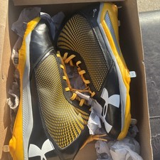Under Armour Team Yard Mid ST Cleats Size 15 Black Gray NEW Other Baseball
