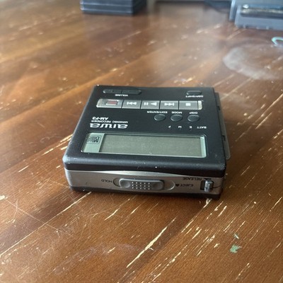 AIWA AM-F3 Portable MiniDisc Recorder Player MD Walkman & Extras