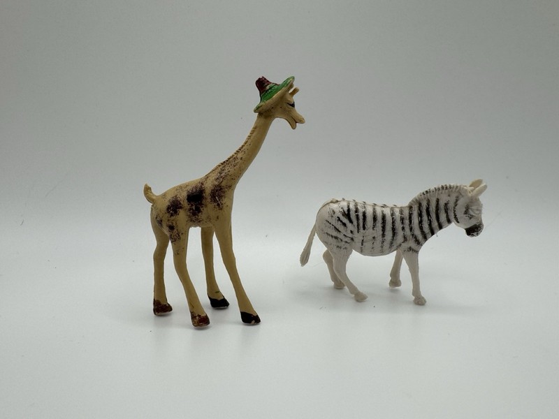 Unique Giraffe With Hat And Zebra Plastic Figures 