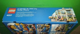 LEGO City Garage 4207, Parking Elevator Car Wash Gas 933 Pieces 2012 New Sealed