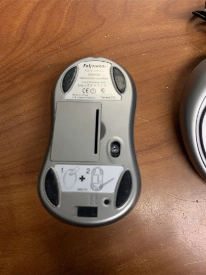 One  Fellowes HD Precision Cordless Optical Mouse 98904 - Image 4 of 4