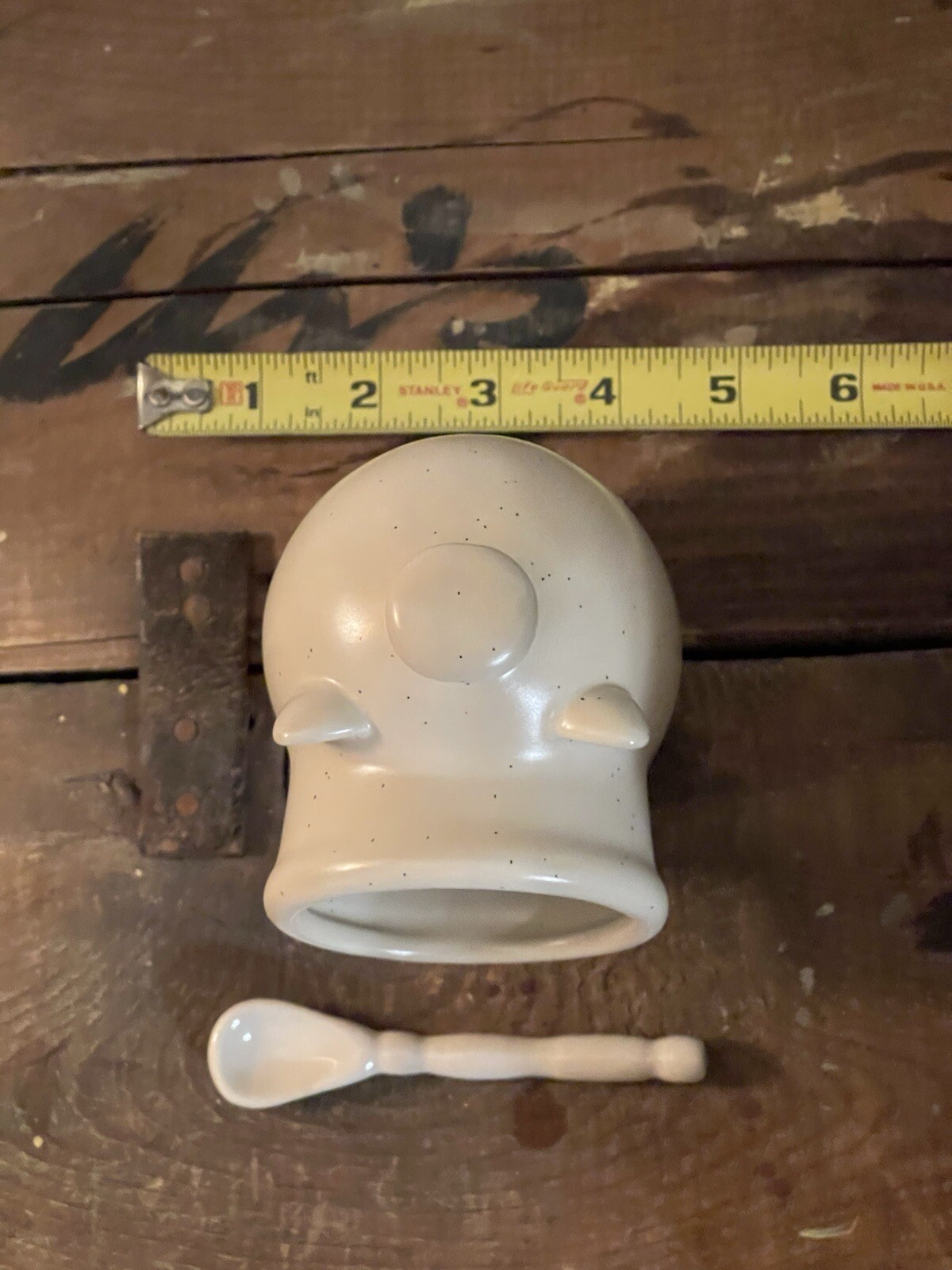 Stoneware Salt Pig Cellar w/ Spoon- Oatmeal Color