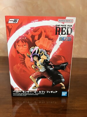 BANDAI ONE PIECE FILM RED - LUFFY MANTEL KÖNIG DER PIRATEN ACTIONFIGUR