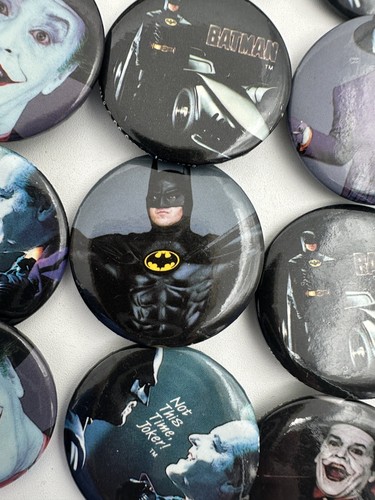 Pinbacks de botón de película Batman 1989 vintage caja Nicholson Joker Keaton 106 piezas - Imagen 14 de 24