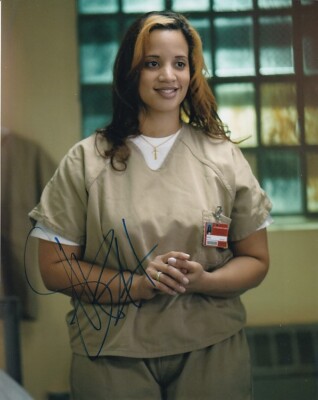 DASCHA POLANCO signed Autogramm 20x25cm ORANGE IS NEW BLACK in Person autograph