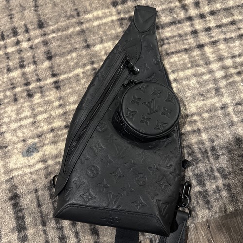 LOUIS VUITTON Monogram Shadow Duo Sling Bag M21890 Schultertasche