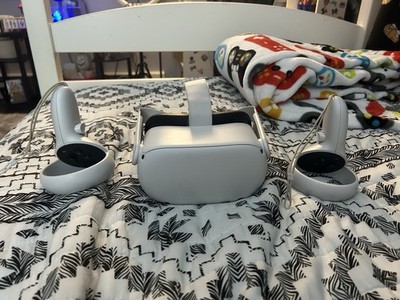 Meta Quest 2 Standalone VR Headset White Plastic with Two Controllers