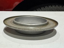 1964 1965 1966 Oem Pontiac Tripower Outer Carburetor Air Filter Base 1964 1965 1966 Oem Pontiac Tripower Outer Carburetor Air Filter Base