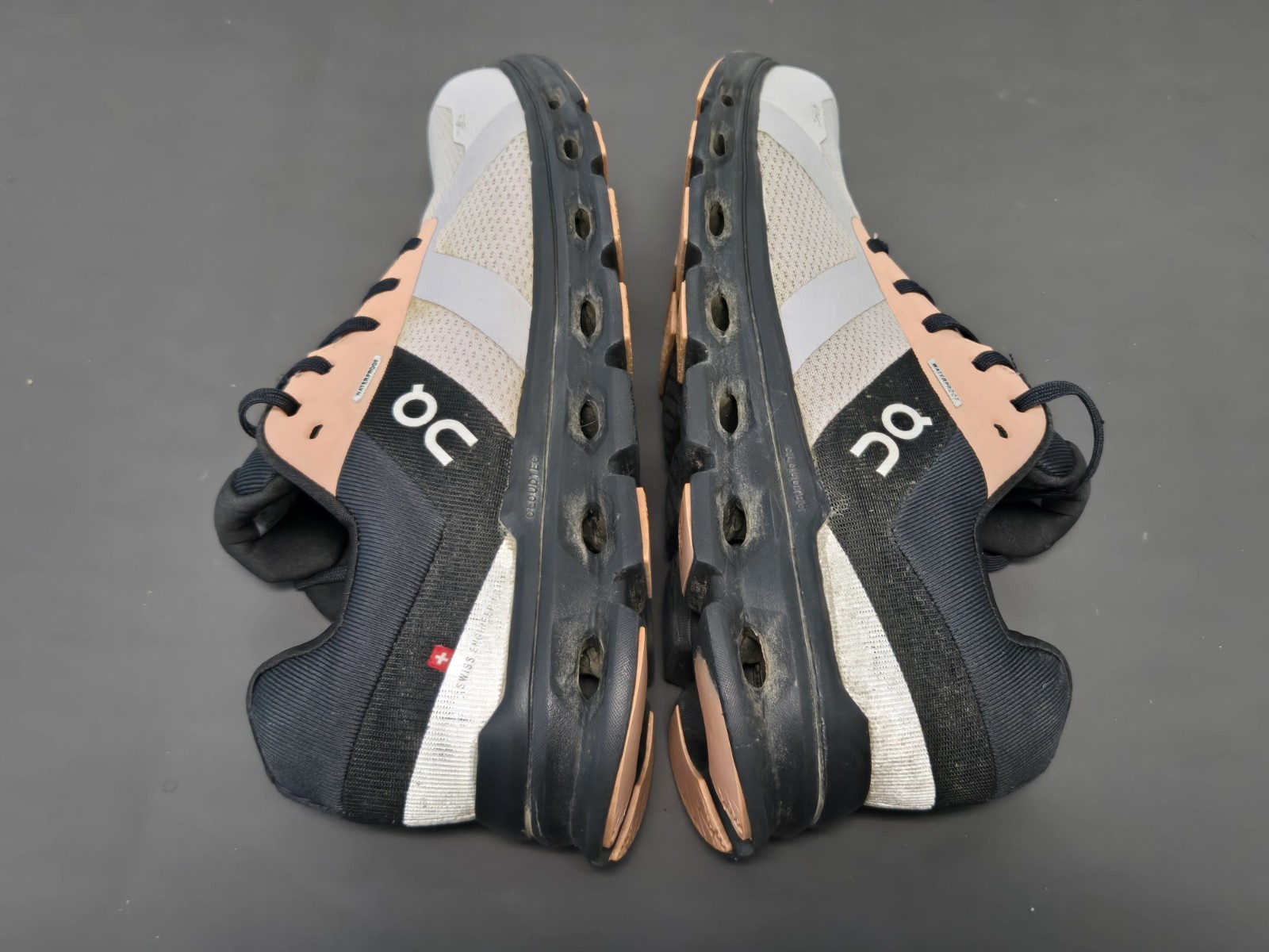 On Cloud On Running Cloudrunner Sz 10 Waterproof … - image 13