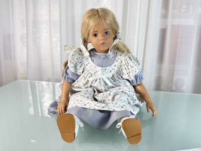 Künstlerpuppe Sammler Sigikid Vinyl Puppe 56 cm Top Zustand   