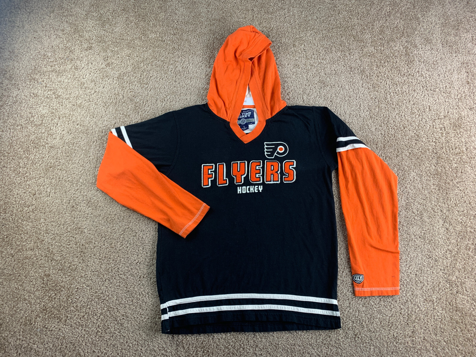 VINTAGE Philadelphia Flyers Sweater 