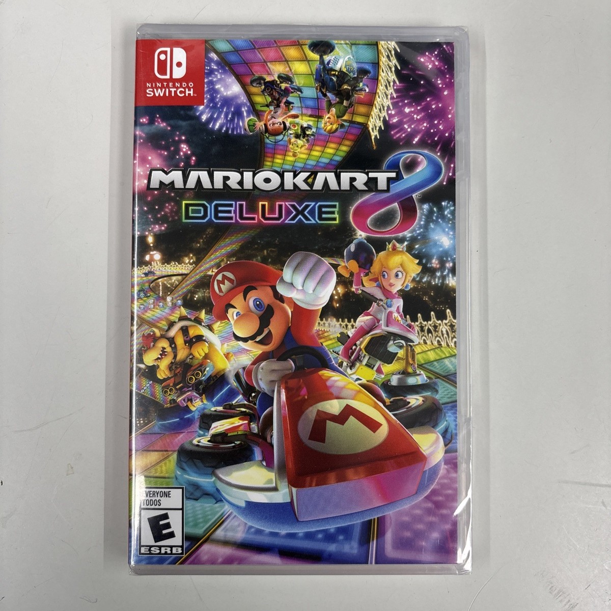 Mario Kart 8 -- Deluxe Edition (Nintendo Switch, 2017) [Physical