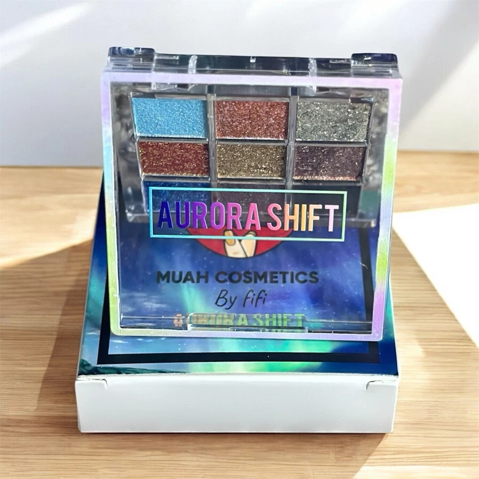 Duochrome/Diamond Metallic Eyeshadow Palette Vegan And Cruelty Free  - Image 2 of 4