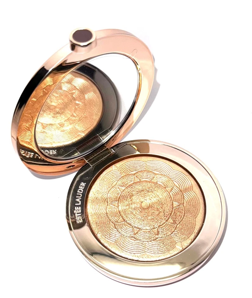 Estée Lauder Bronze Goddess Illuminating Powder Jelly 01 Heat Wave 7g - Image 2 of 4