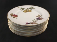 SET OF 8 ROYAL WORCESTER PORCELAIN EVESHAM GOLD PATTERN SALAD PLATES 8.1/4