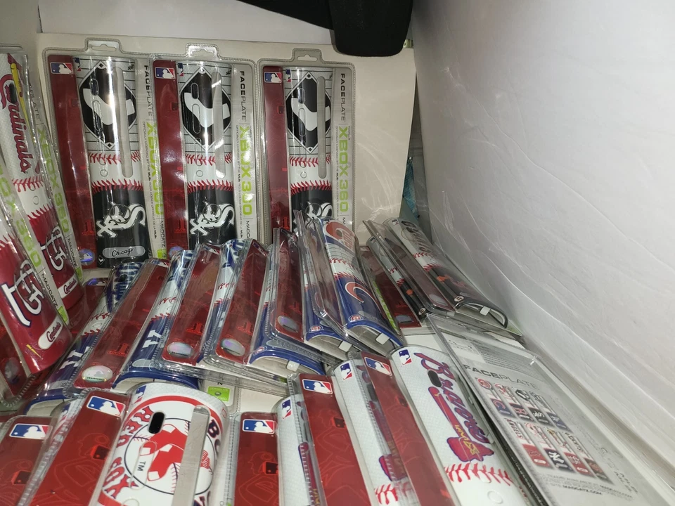 21 NUEVAS placas frontales oficiales selladas de fábrica para Microsoft XBOX 360 de Mad Catz Foto 2 de 3