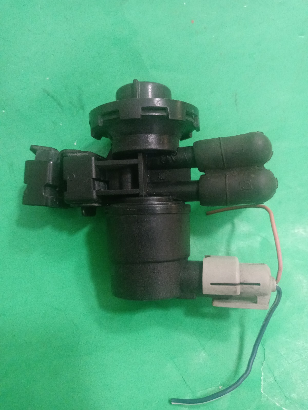 OEM Vapor Canister Purge Fuel Valve Solenoid 04669475AB For Jeep Dodge