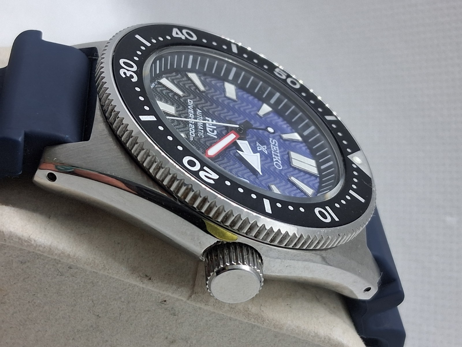 Seiko Prospex PADI Great White Shark SPB071 / 6R35-00W0 – SERIAL #0001/5500 image 5