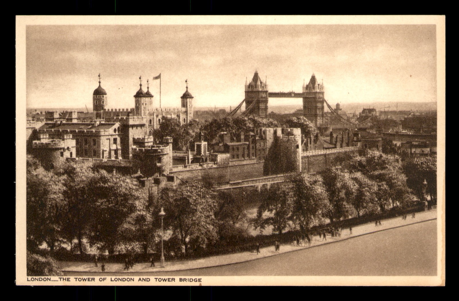 London The Tower Of London And Tower Bridge Unp Postcard