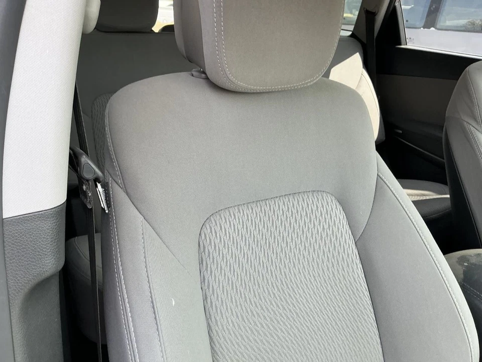 Passenger Front Seat Bucket Cloth Manual Fits 13-16 SANTA FE 829125 - Image 2 of 4