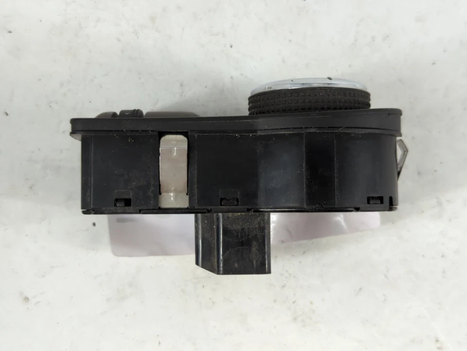 2015 Chevrolet Cruze  Headlight Dimmer Control Switch BX81H - Image 4 of 4