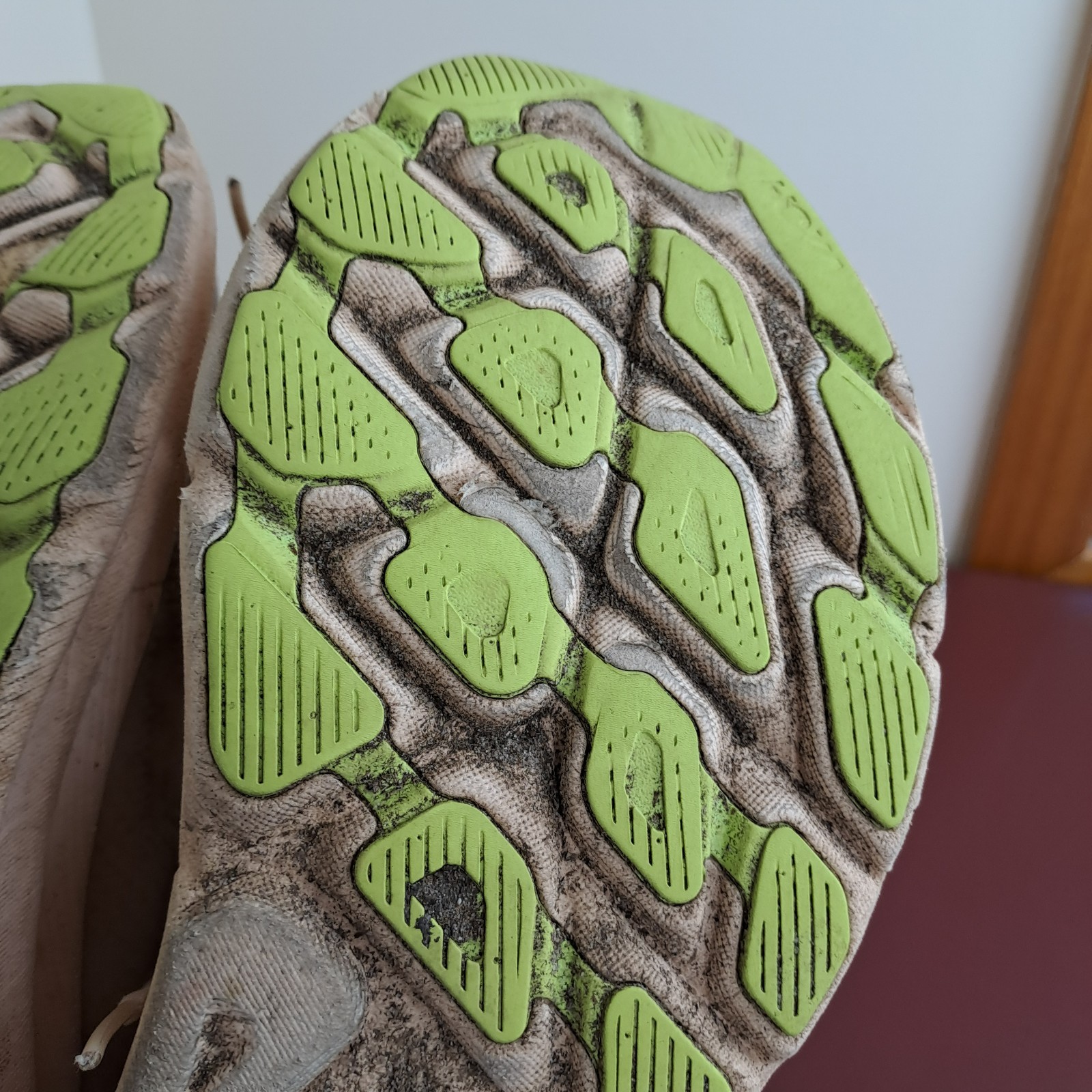 Hoka One One Clifton 9 Running Shoes Womens Size 9B Light Grey Trainer Sneakers thumbnail 11