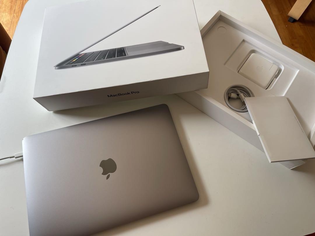 【美品】MacBook Pro 13_2020 i5/16GB/1TB_SG Amazon.com: 2020 Apple MacBook Pro with Intel core i5 (13