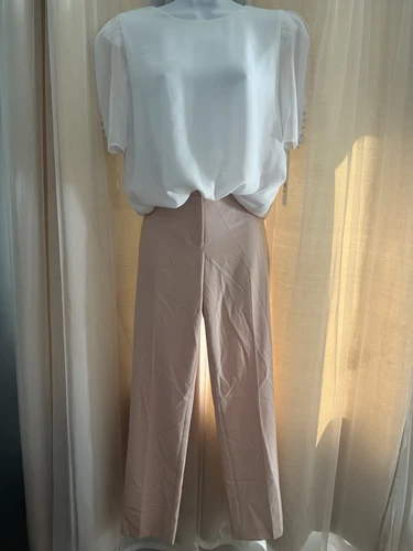 *** BNWT Calvin Klein ***