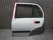 Porte arrière et accessoires Toyota STARLET