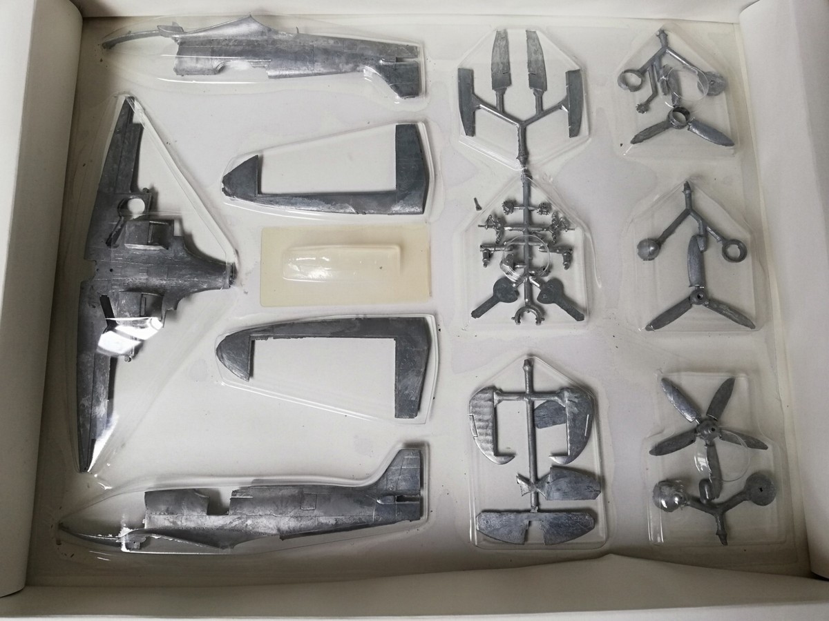 Casadio 1:48 scale Spitfire F.XIVB WWII metal model fighter plane
