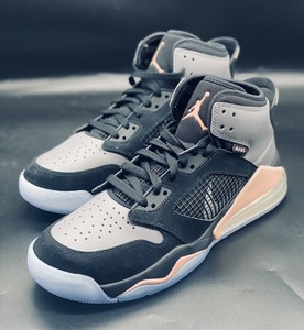 jordan mars 270 black gunsmoke crimson tint