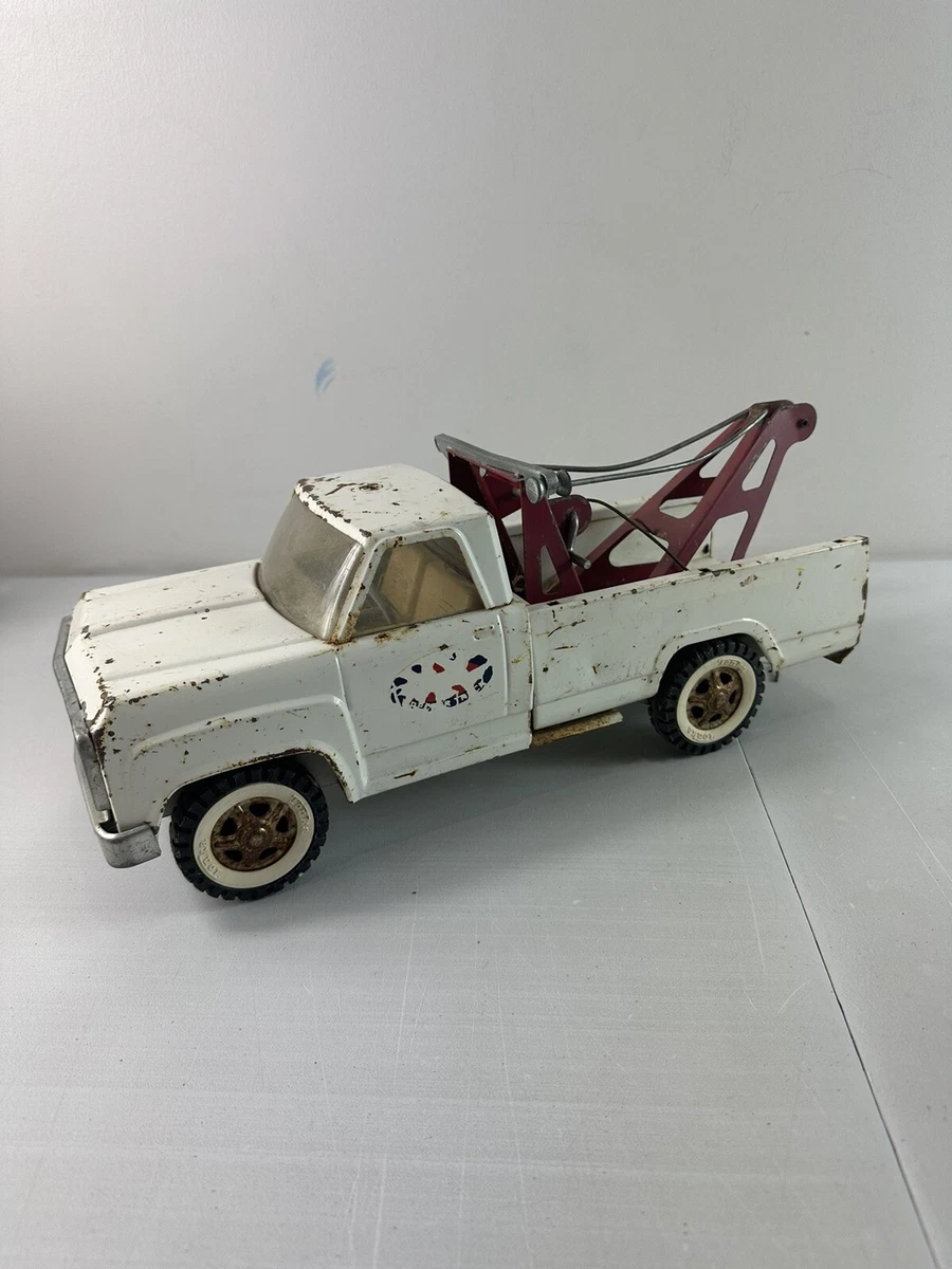 Vintage tonka cheap wrecker truck