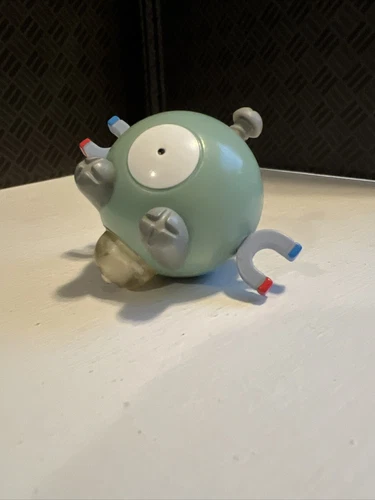 MAGNEMITE Vintage Pokemon Burger King Kids Meal Spinner Top Toy 1999