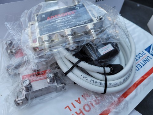 ANTRONIX AMP - MRA2-11/AC Broadband Cable TV Antenna Signal Booster WITH POWER A - Picture 5 of 7