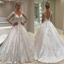 Vintage Wedding Dresses Long Sleeves V Neck Lace Appliques Satin Bridal Gowns
