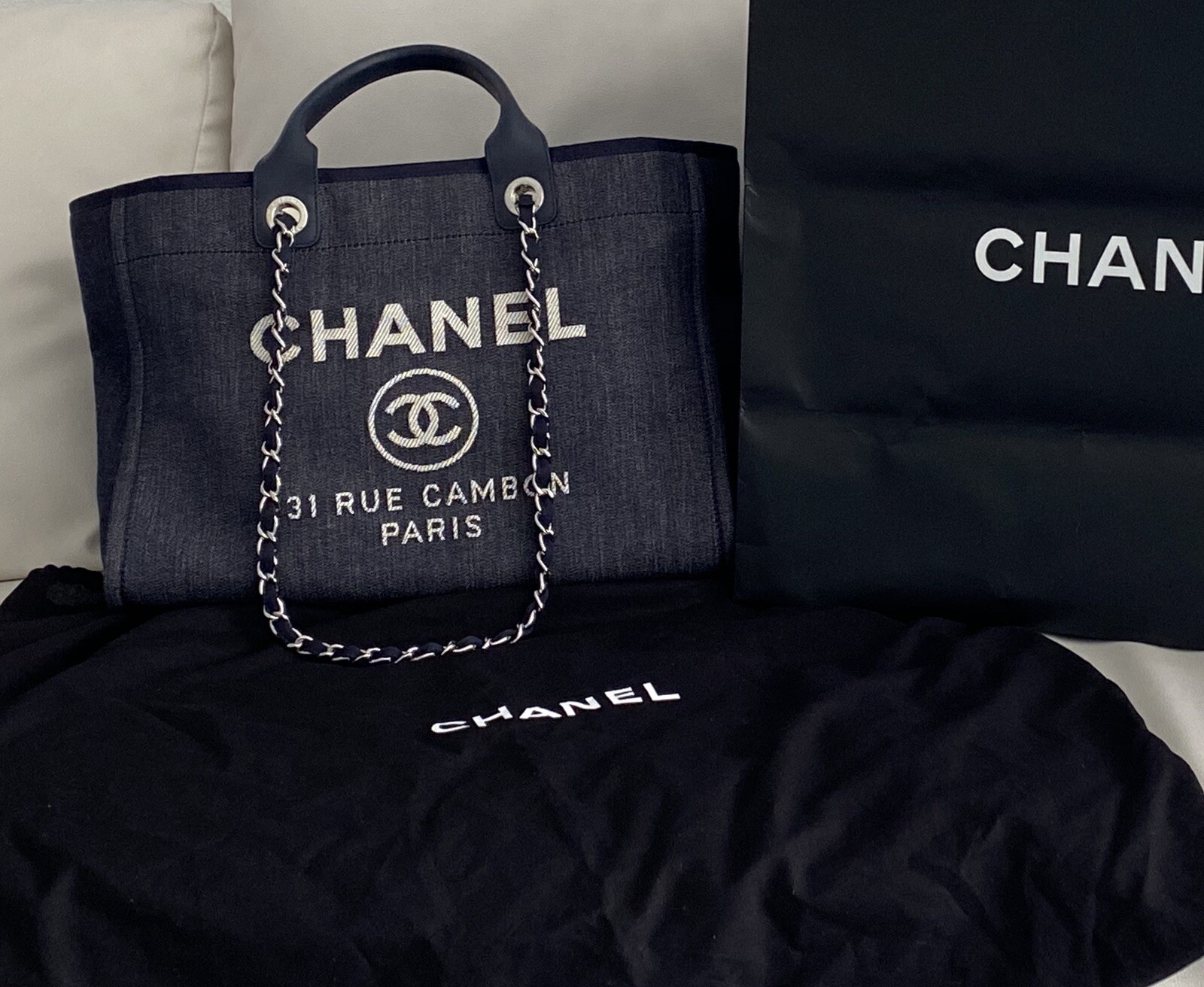 chanel deauville tote 2018 price