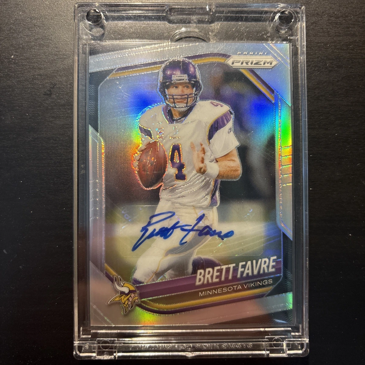 Panini Brett Favre Football Autographed Sports Trading Cards