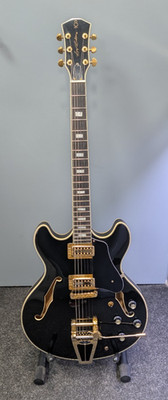 Sire Larry Carlton H7T - Semi-Hollow 6-saitige E-Gitarre - schwarz & Hardcase