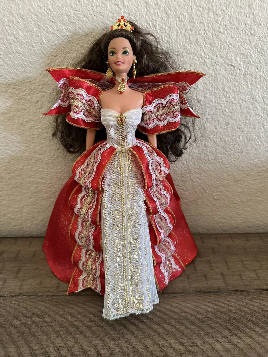 Mattel 1997 HAPPY HOLIDAYS 17832 Special Edition Brunette Barbie