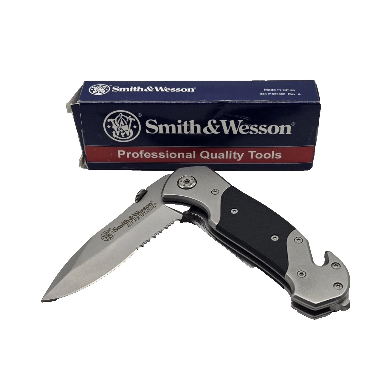 Smith & Wesson Stainless Steel Handle Collectible Modern Factory Manufactured Folding Knives 1 Blades